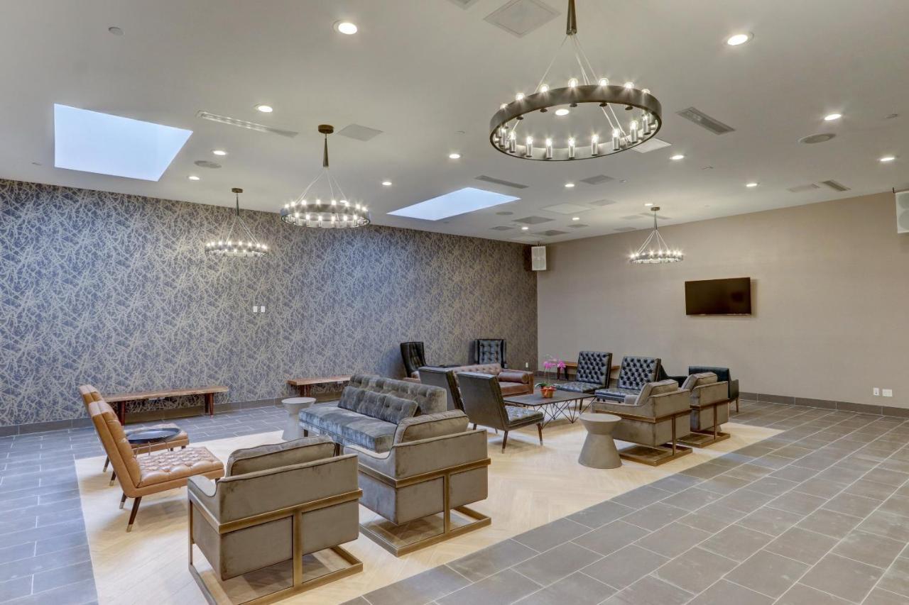Microtel Inn By Wyndham Long Island City New York Exteriér fotografie