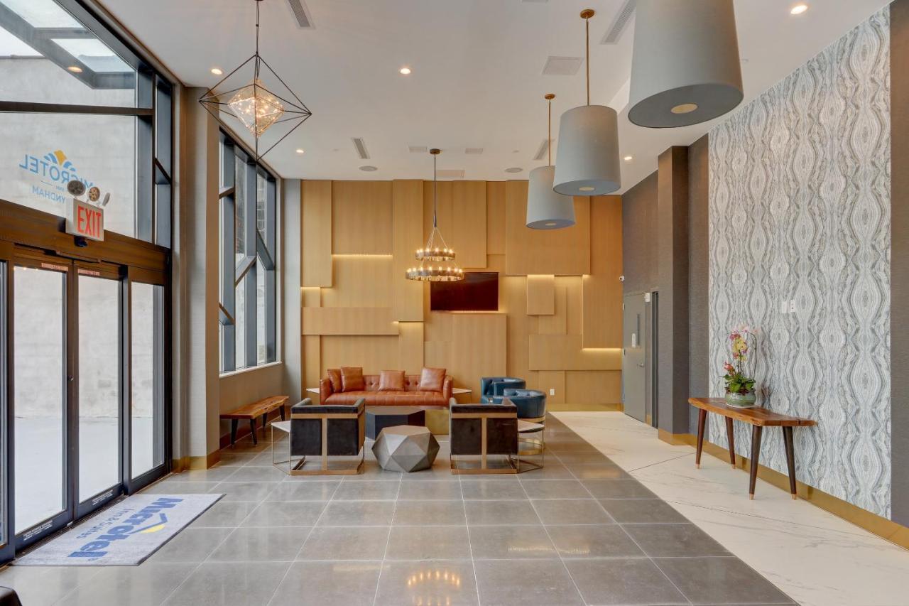 Microtel Inn By Wyndham Long Island City New York Exteriér fotografie